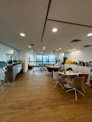 High Street Centre (D6), Office #612644441